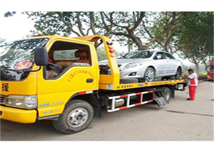 湖里区附近24小时汽车拖车服务热线