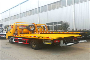 湖里区附近拖车救援搭电