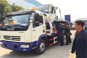 湖里区汽车道路救援拖车价格